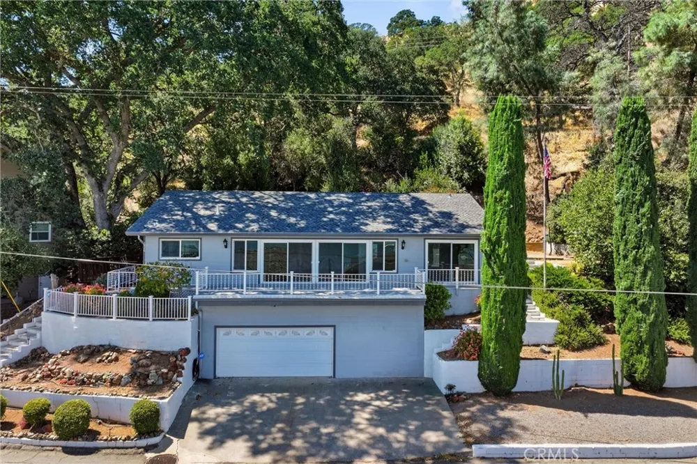 7926 Richard Drive Lucerne, CA 95458