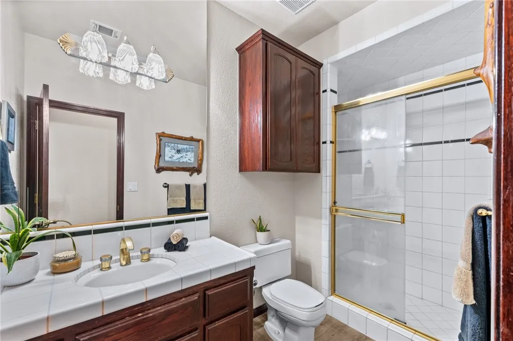 32933 Success Valley Drive Porterville, CA 93257