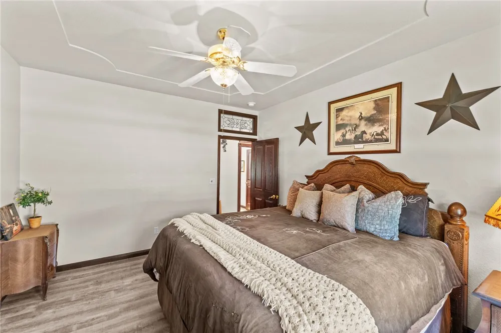 32933 Success Valley Drive Porterville, CA 93257