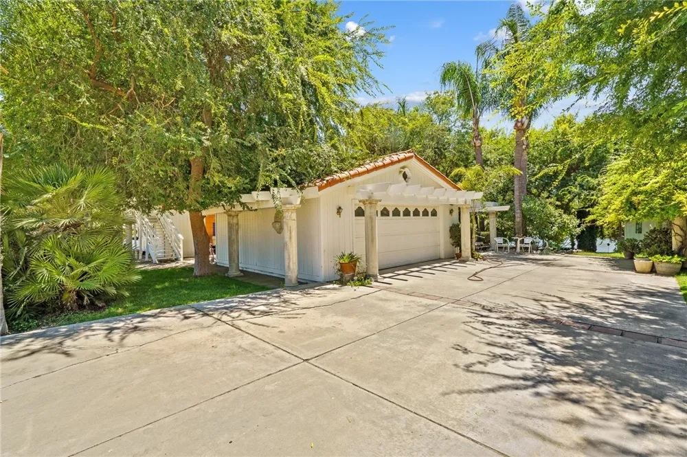 32933 Success Valley Drive Porterville, CA 93257