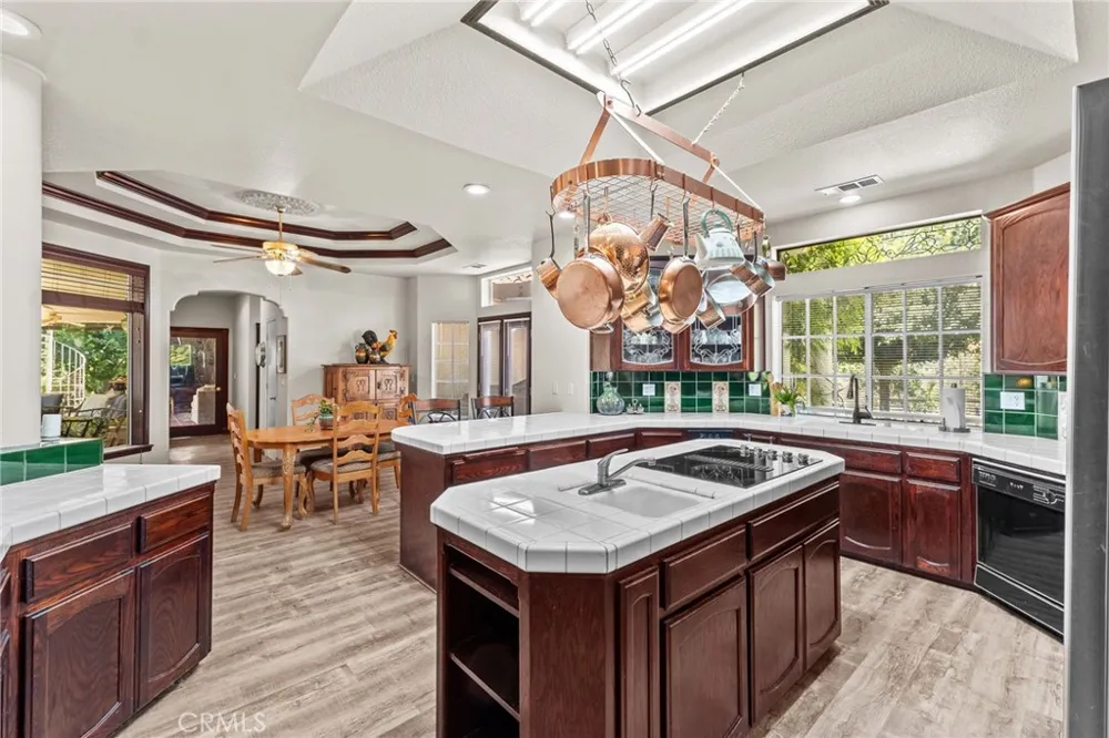 32933 Success Valley Drive Porterville, CA 93257