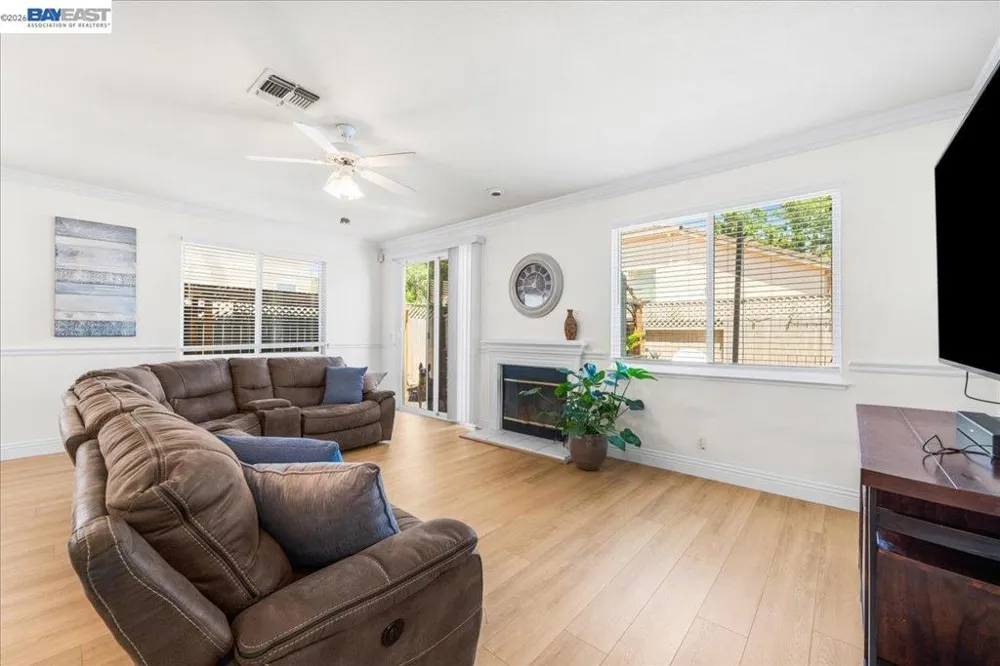 1531 Riverview Ave Tracy, CA 95377