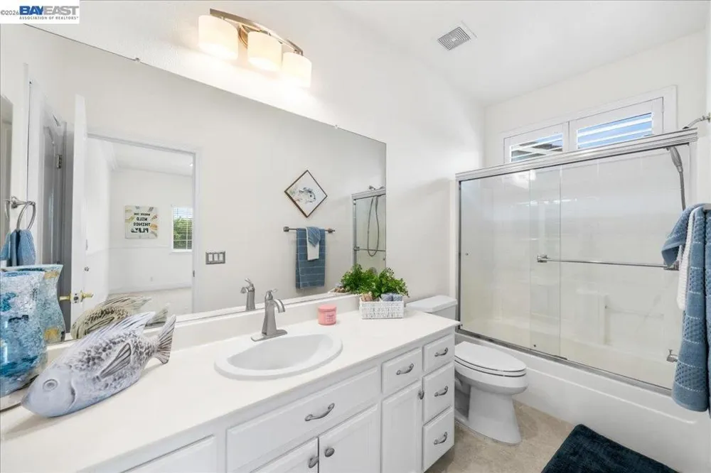 1531 Riverview Ave Tracy, CA 95377