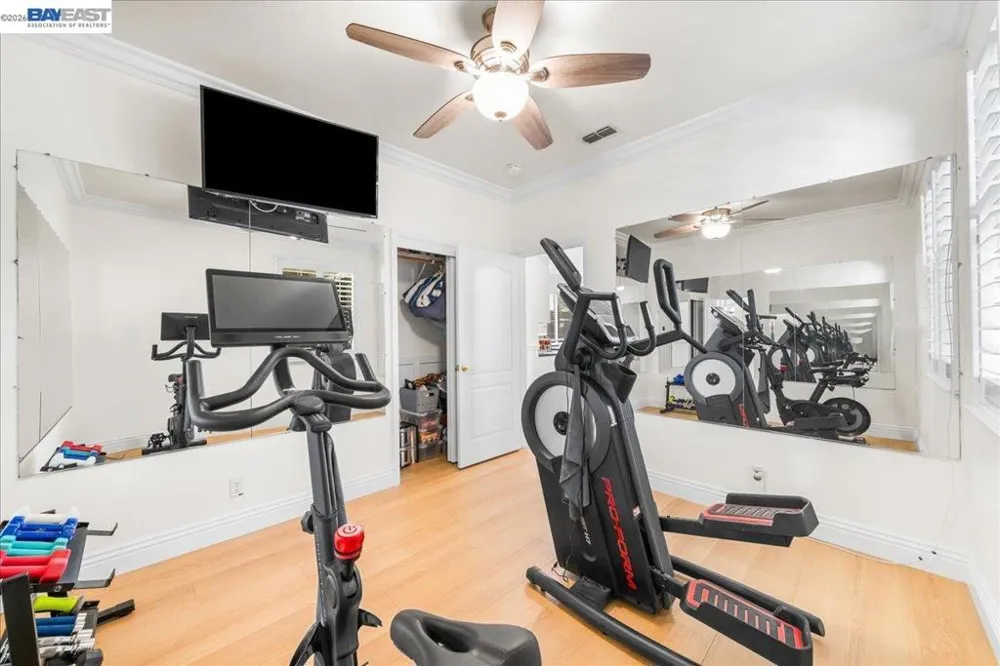 1531 Riverview Ave Tracy, CA 95377