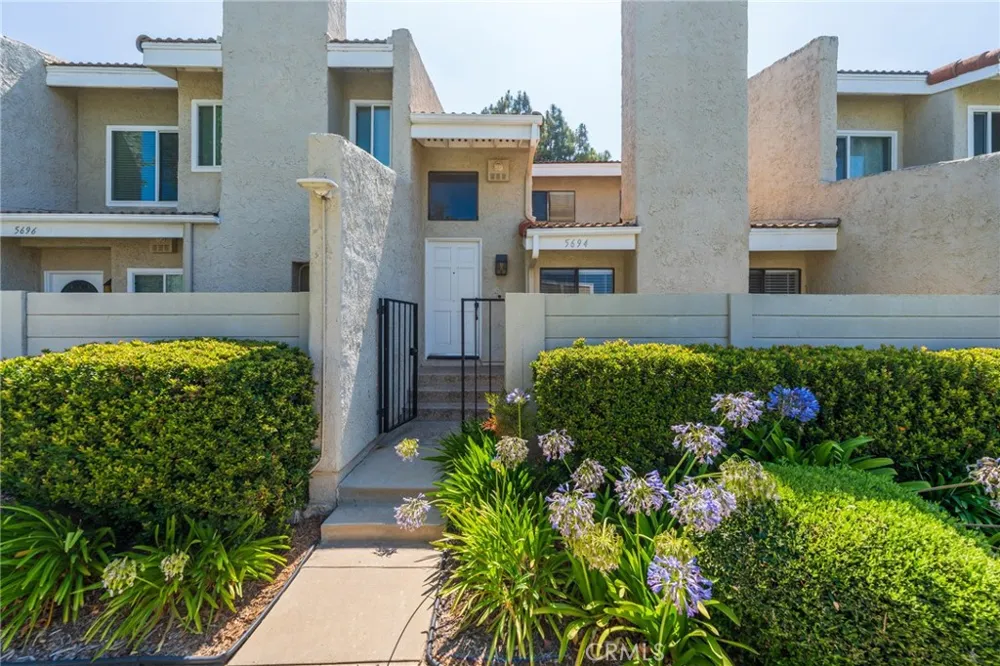 5694 E Los Angeles Simi Valley, CA 93063