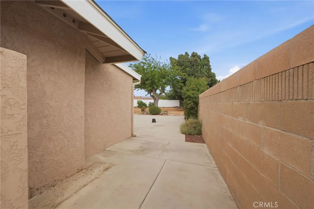 27195 Aurora Hemet, CA 92544