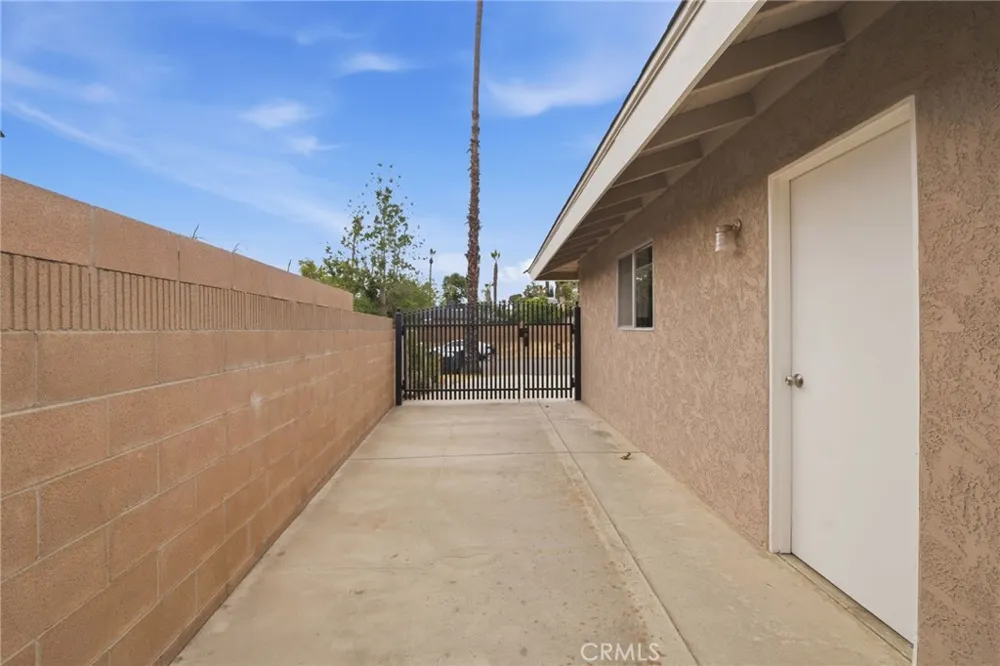 27195 Aurora Hemet, CA 92544