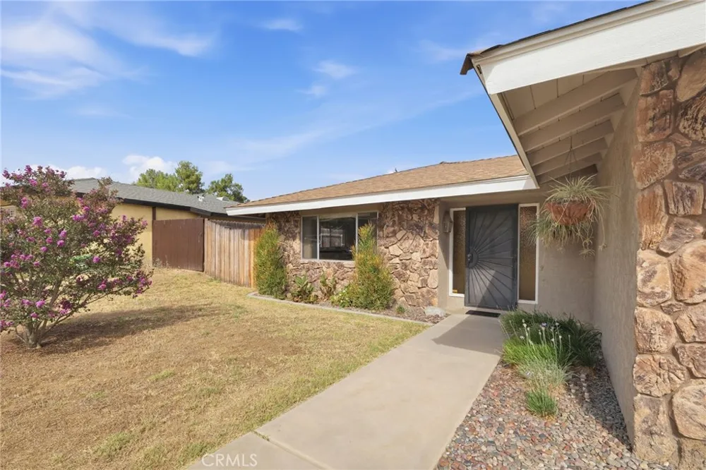 27195 Aurora Hemet, CA 92544