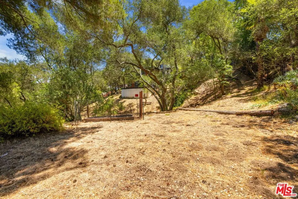 19805 Valley View Drive Topanga, CA 90290