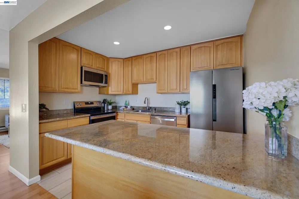 1029 Cheryl Ann Cir #67 Hayward, CA 94544