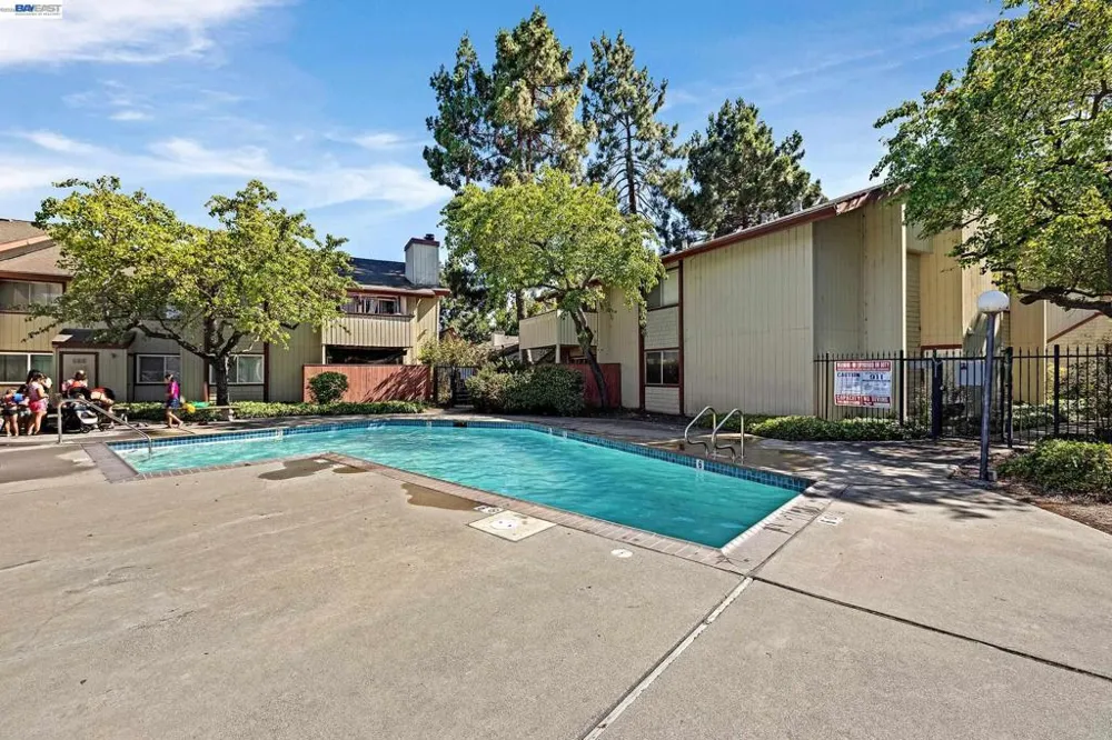 1029 Cheryl Ann Cir #67 Hayward, CA 94544