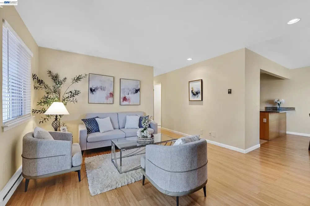 1029 Cheryl Ann Cir #67 Hayward, CA 94544