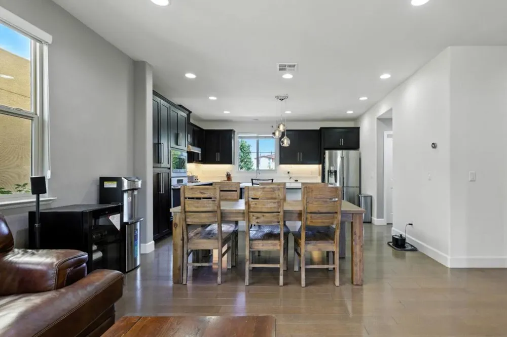 316 Fair Oaks Avenue Sunnyvale, CA 94085