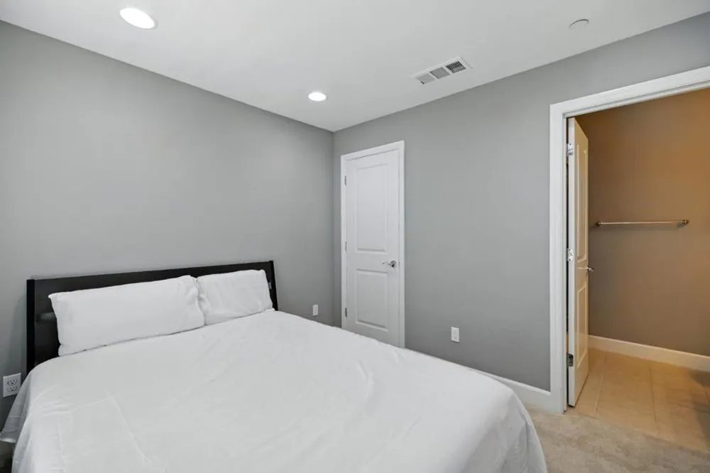 316 Fair Oaks Avenue Sunnyvale, CA 94085