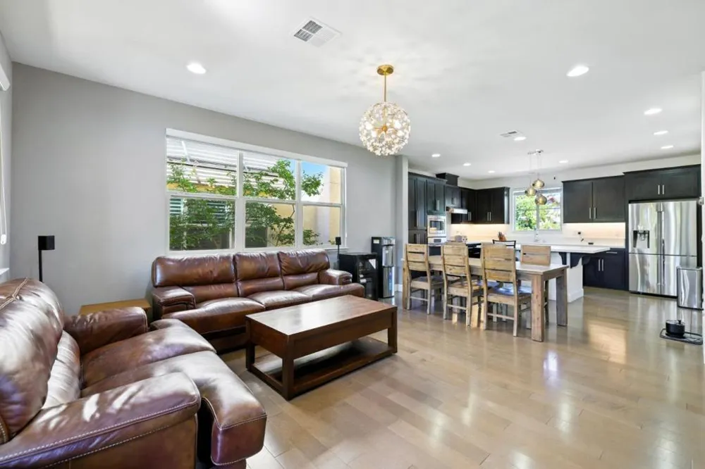 316 Fair Oaks Avenue Sunnyvale, CA 94085