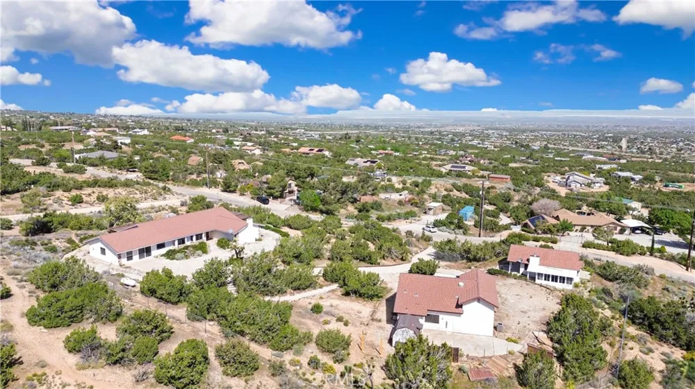 2929 Snow Line Drive Pinon Hills, CA 92372