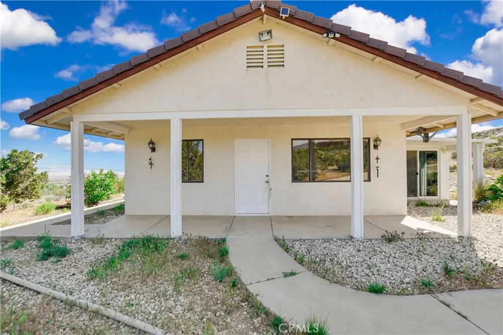 2929 Snow Line Drive Pinon Hills, CA 92372