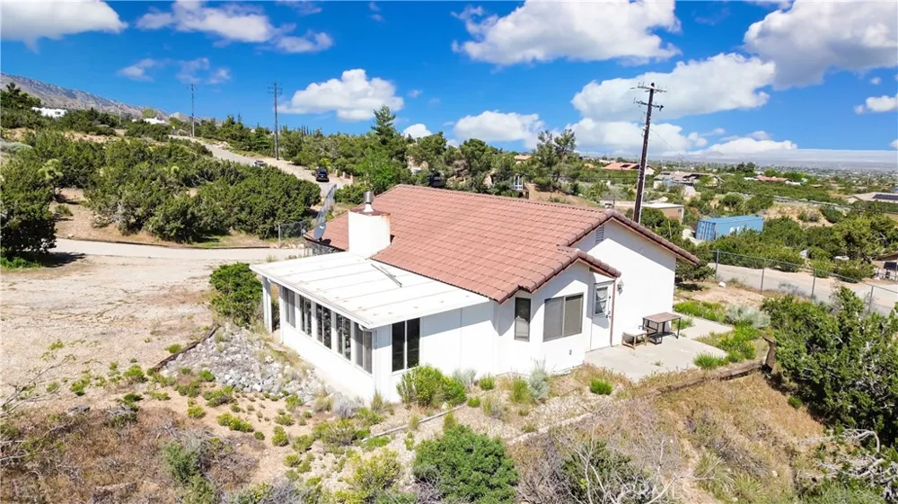 2929 Snow Line Drive Pinon Hills, CA 92372