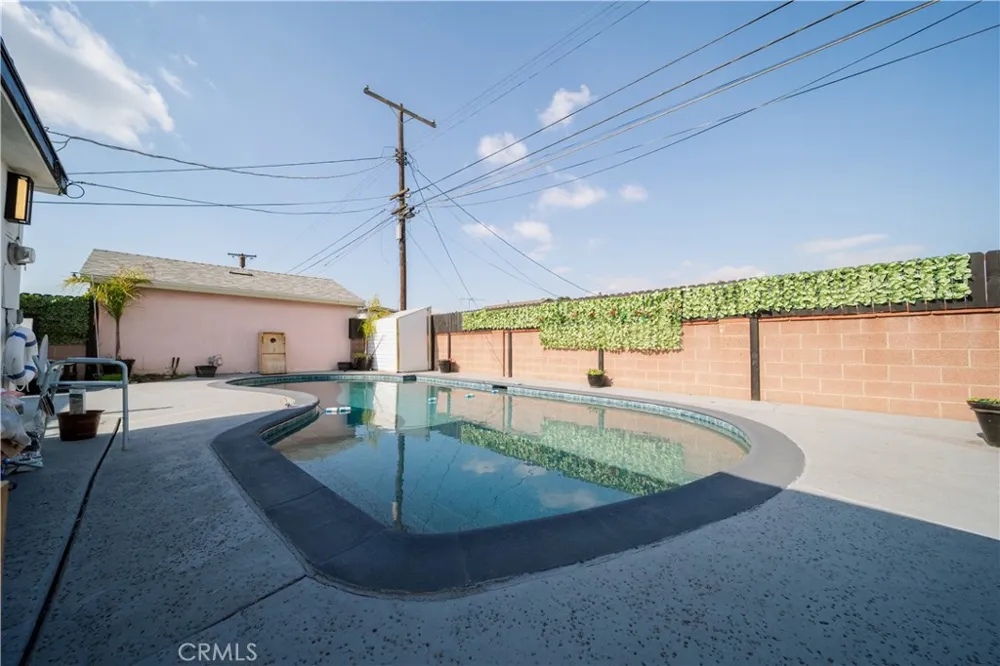 1223 W 187th Place Gardena, CA 90248