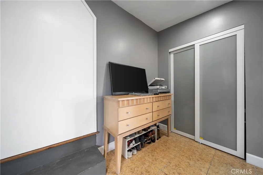 1223 W 187th Place Gardena, CA 90248