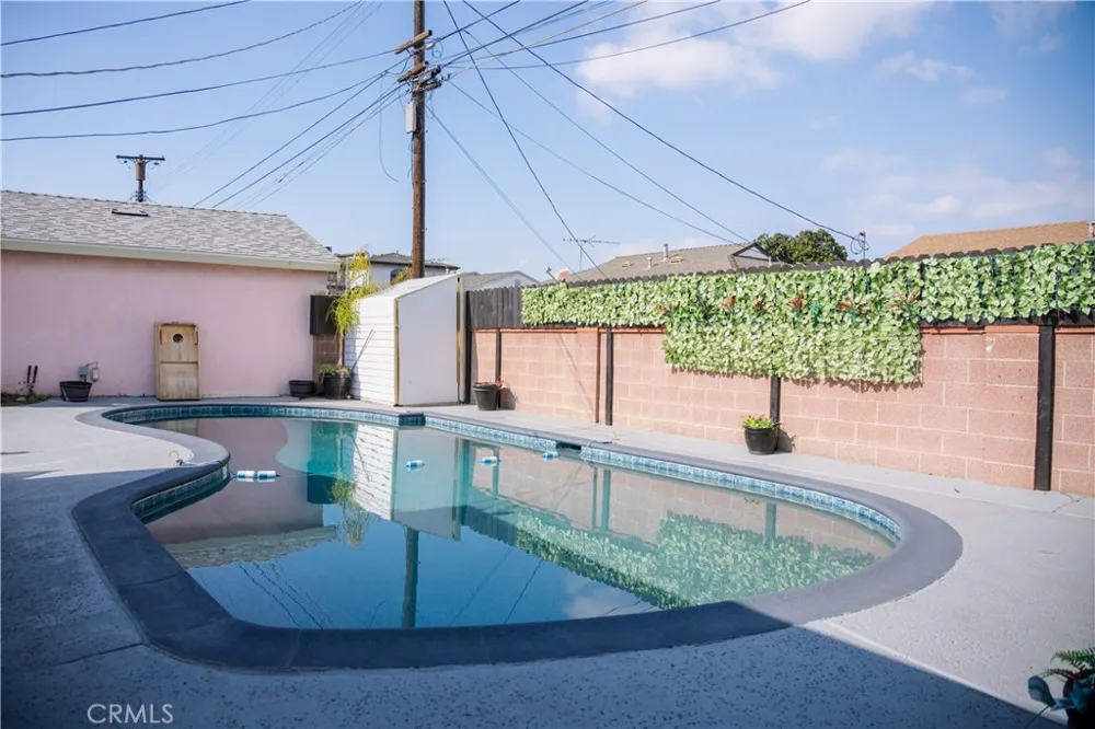 1223 W 187th Place Gardena, CA 90248