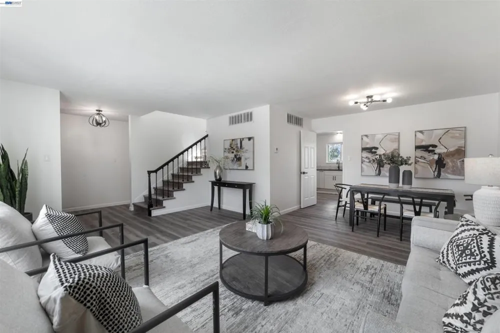 743 Ventura Dr Pittsburg, CA 94565