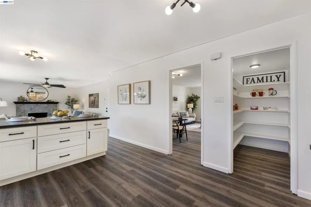 743 Ventura Dr Pittsburg, CA 94565