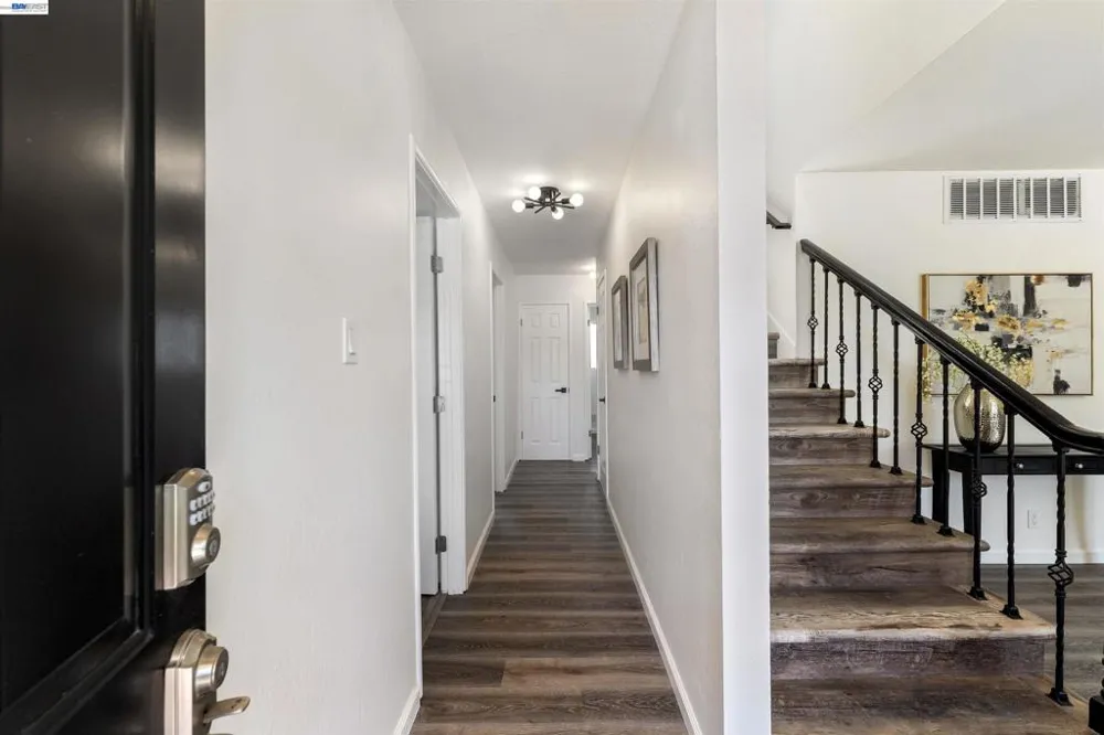 743 Ventura Dr Pittsburg, CA 94565