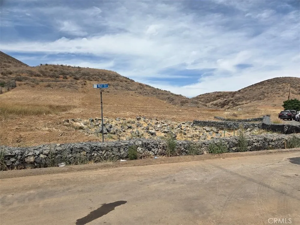 1 Mill Street Lake Elsinore, CA 92530