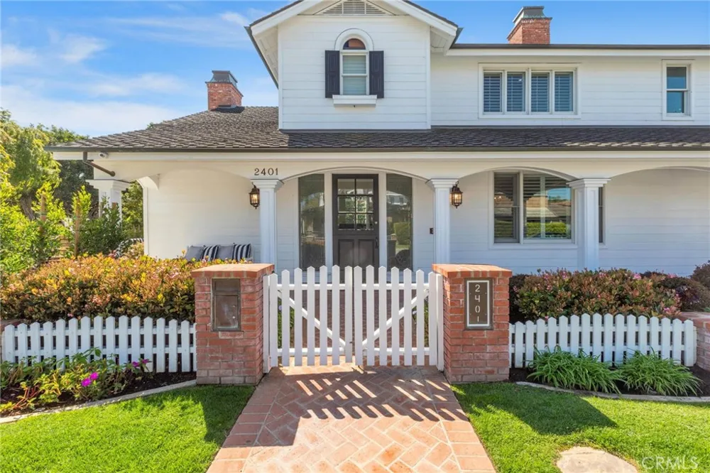 2401 Clay Newport Beach, CA 92663