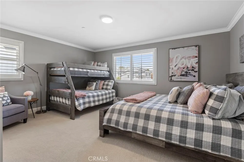 2401 Clay Newport Beach, CA 92663