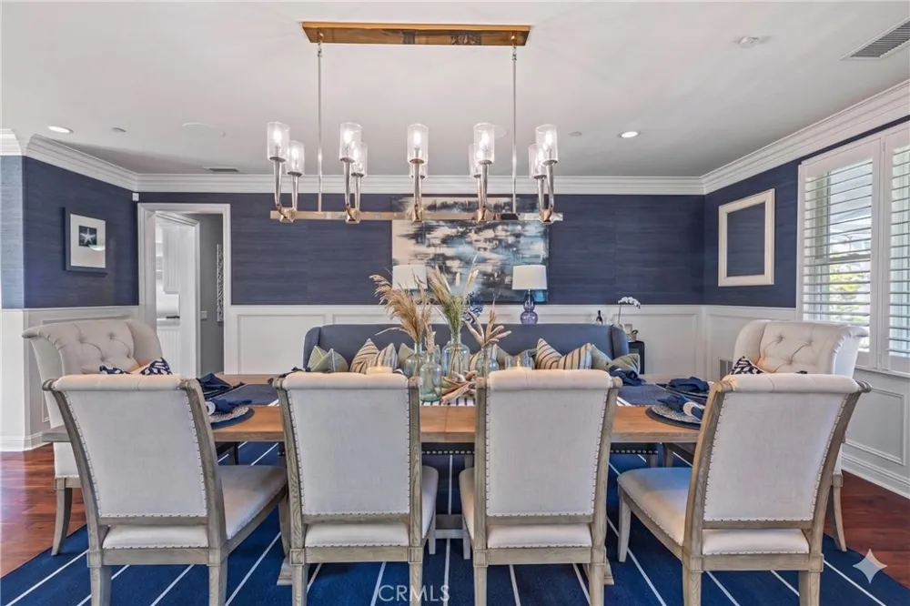 2401 Clay Newport Beach, CA 92663