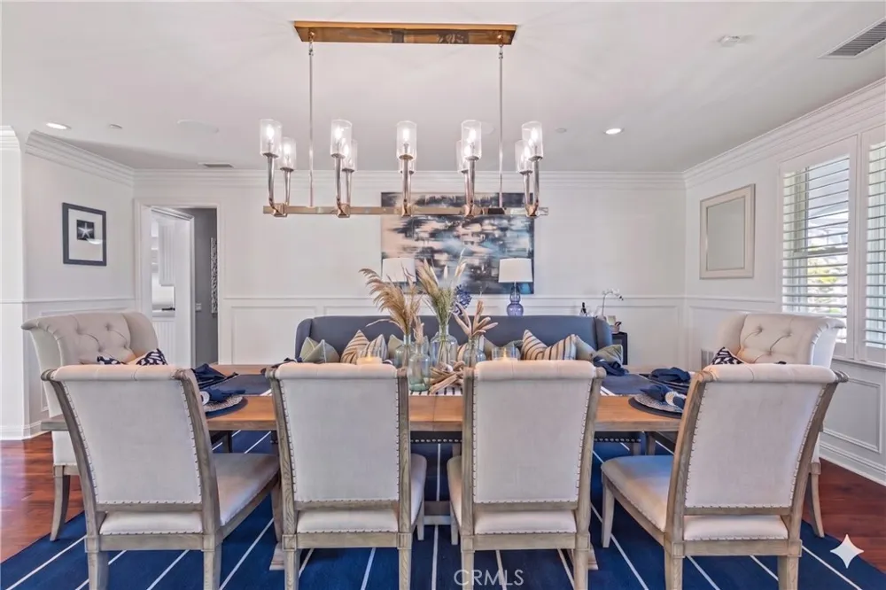 2401 Clay Newport Beach, CA 92663