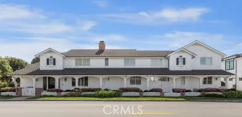2401 Clay Newport Beach, CA 92663