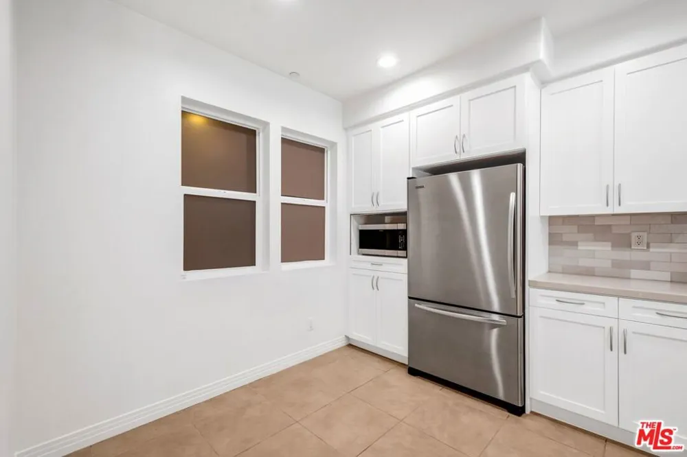 7100 Playa Vista Drive #123 Playa Vista, CA 90094
