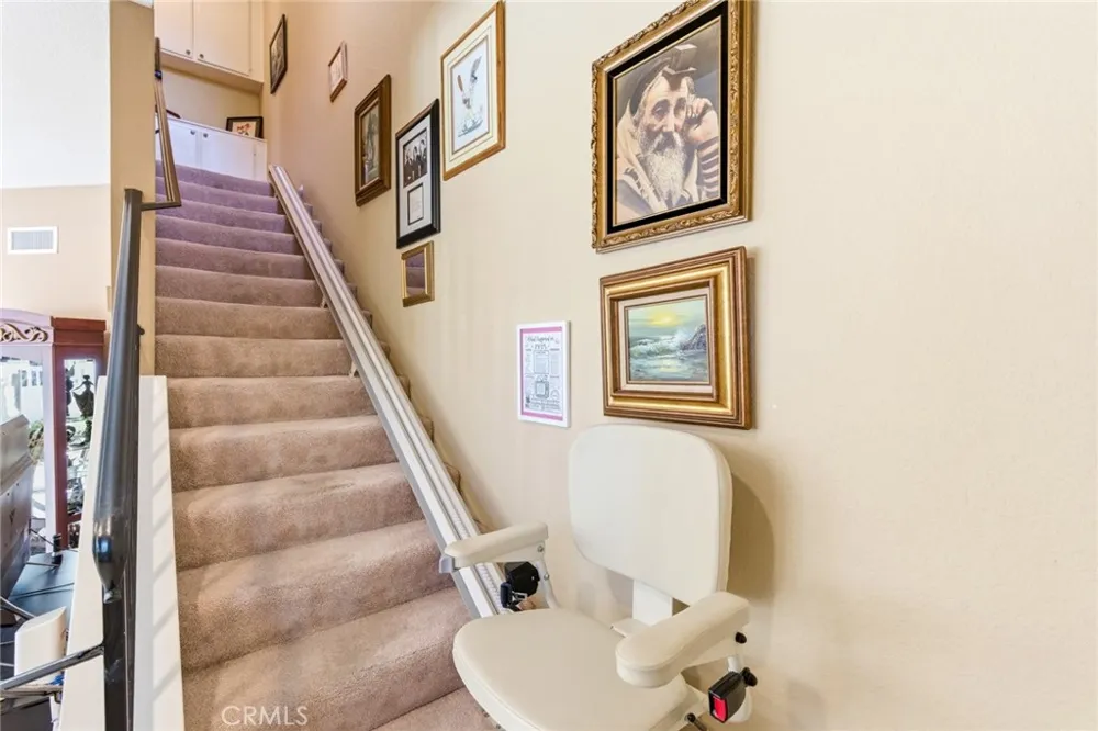 24376 Larchmont Court Laguna Hills, CA 92653