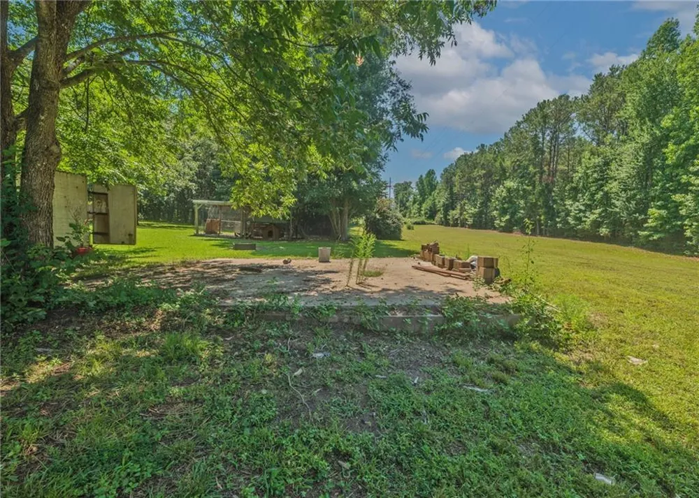 1803 Bowman Highway NW Dewy Rose, GA 30634