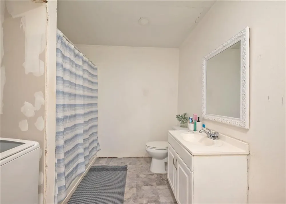 1803 Bowman Highway NW Dewy Rose, GA 30634
