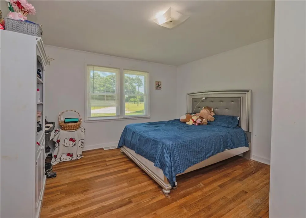 1803 Bowman Highway NW Dewy Rose, GA 30634