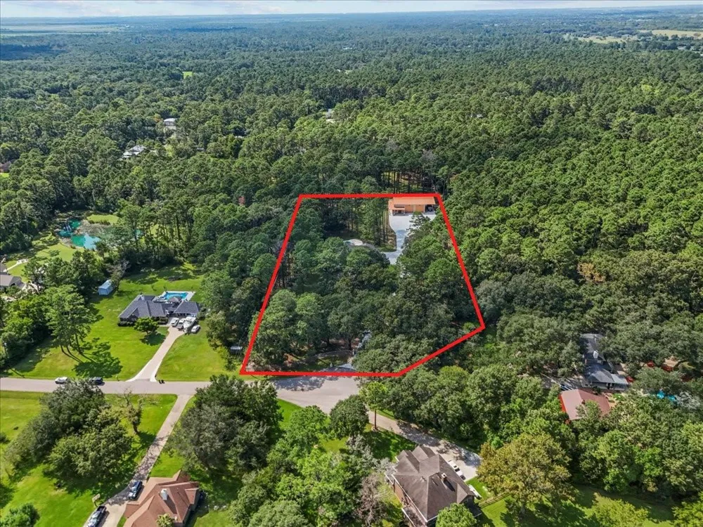 7306 Live Oak Circle Alvin, TX 77511
