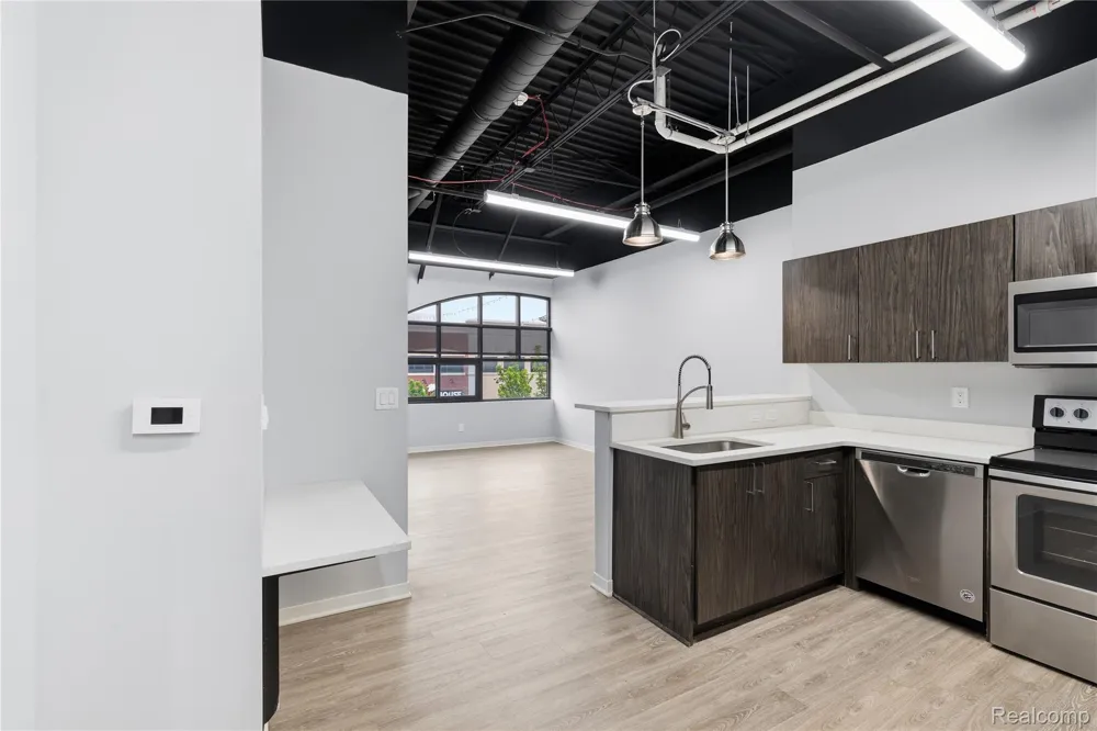 22253 Michigan Avenue Dearborn City, MI 48124