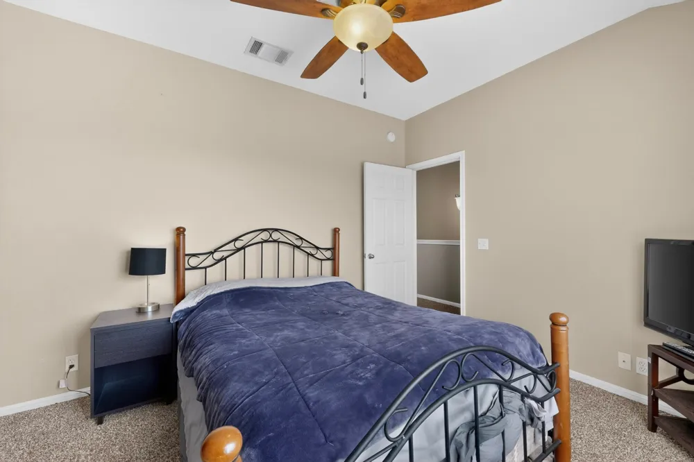 19121 Mangan Way Pflugerville, TX 78660