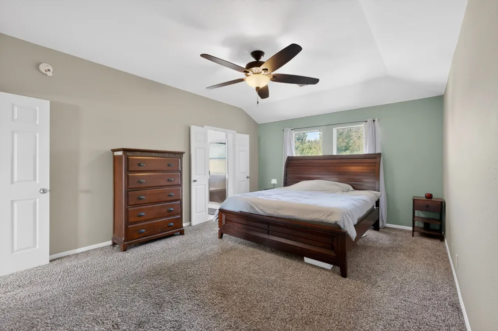 19121 Mangan Way Pflugerville, TX 78660