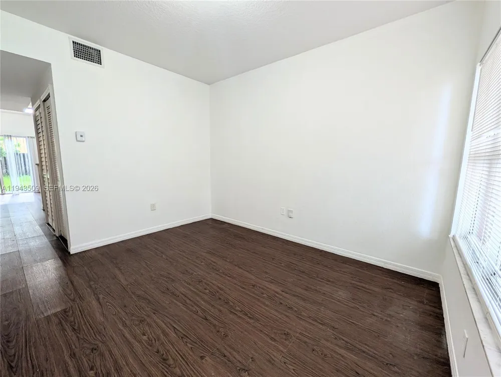 825 SW 6th Pl Florida City, FL 33034