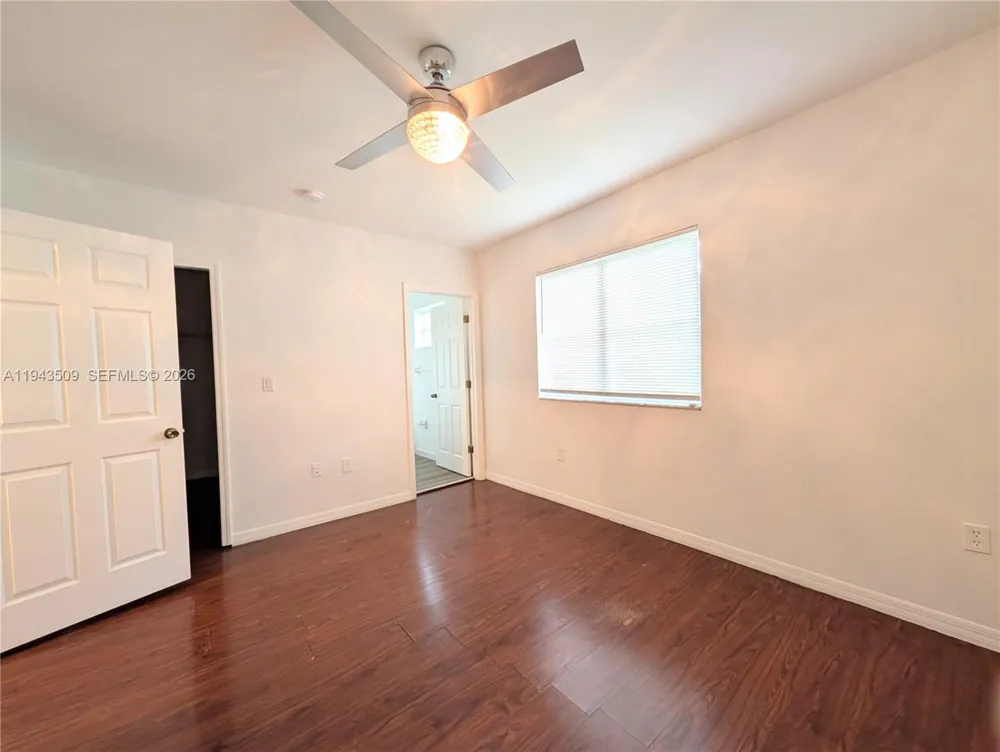 825 SW 6th Pl Florida City, FL 33034