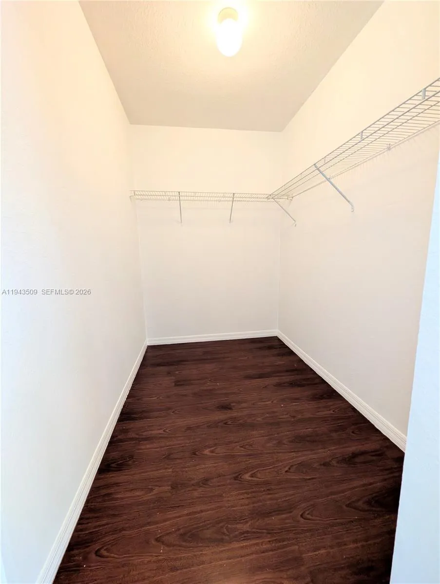 825 SW 6th Pl Florida City, FL 33034