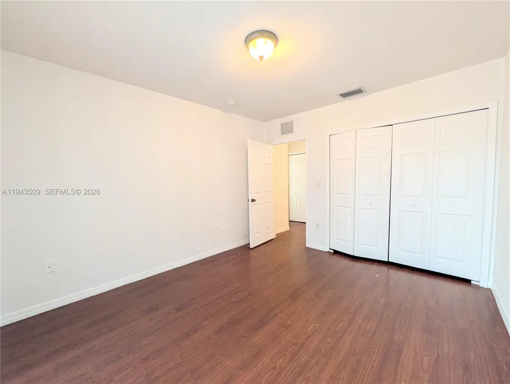 825 SW 6th Pl Florida City, FL 33034