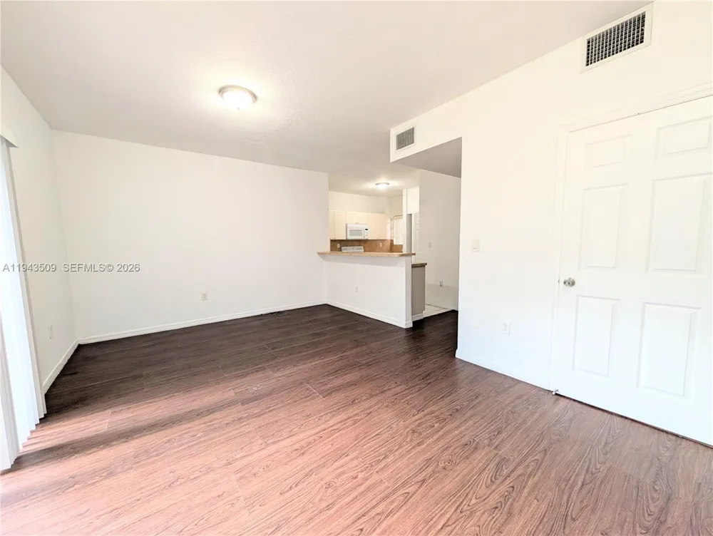825 SW 6th Pl Florida City, FL 33034