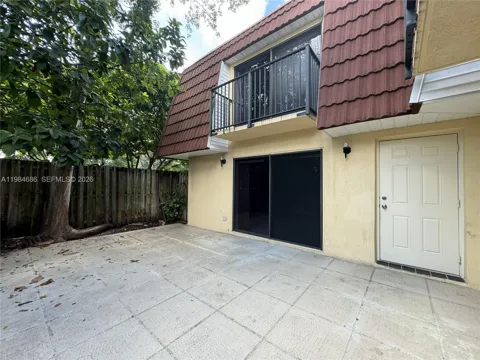 716 NW 98th Way