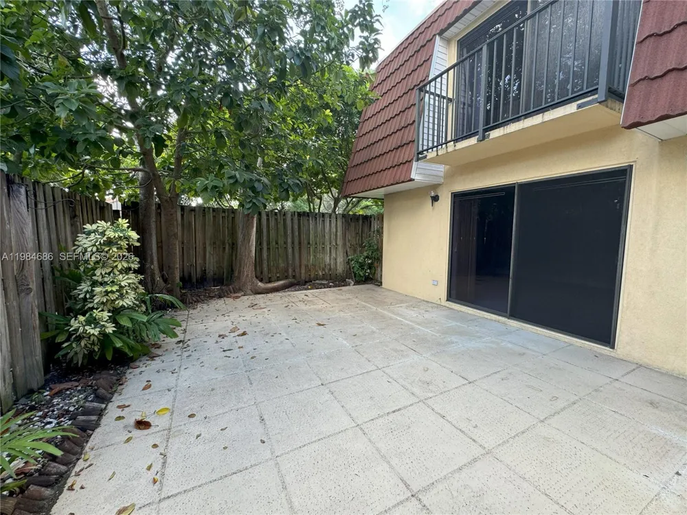 716 NW 98th Way Plantation, FL 33324